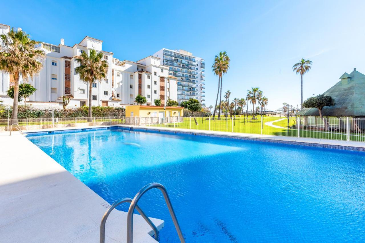 Sunny Seaside Apartment Arroyo De La Miel Eksteriør billede
